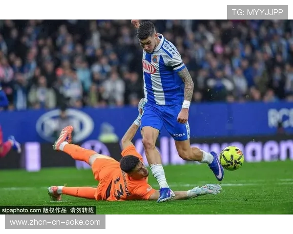 埃尔切0-3巴萨，主队连续失球防线崩盘